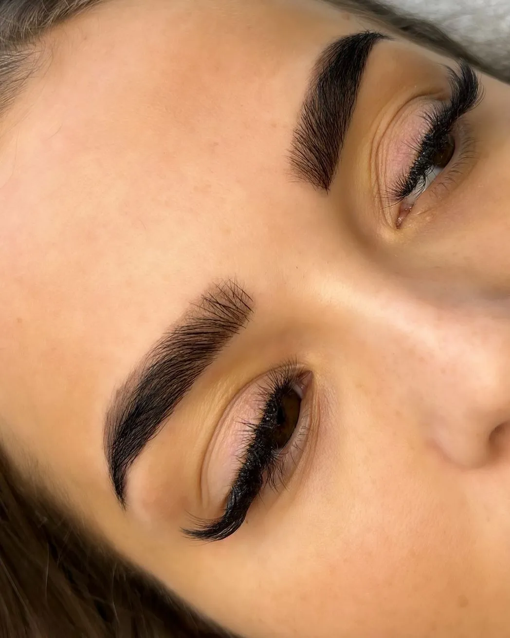 Dye Your Eyebrows at Home