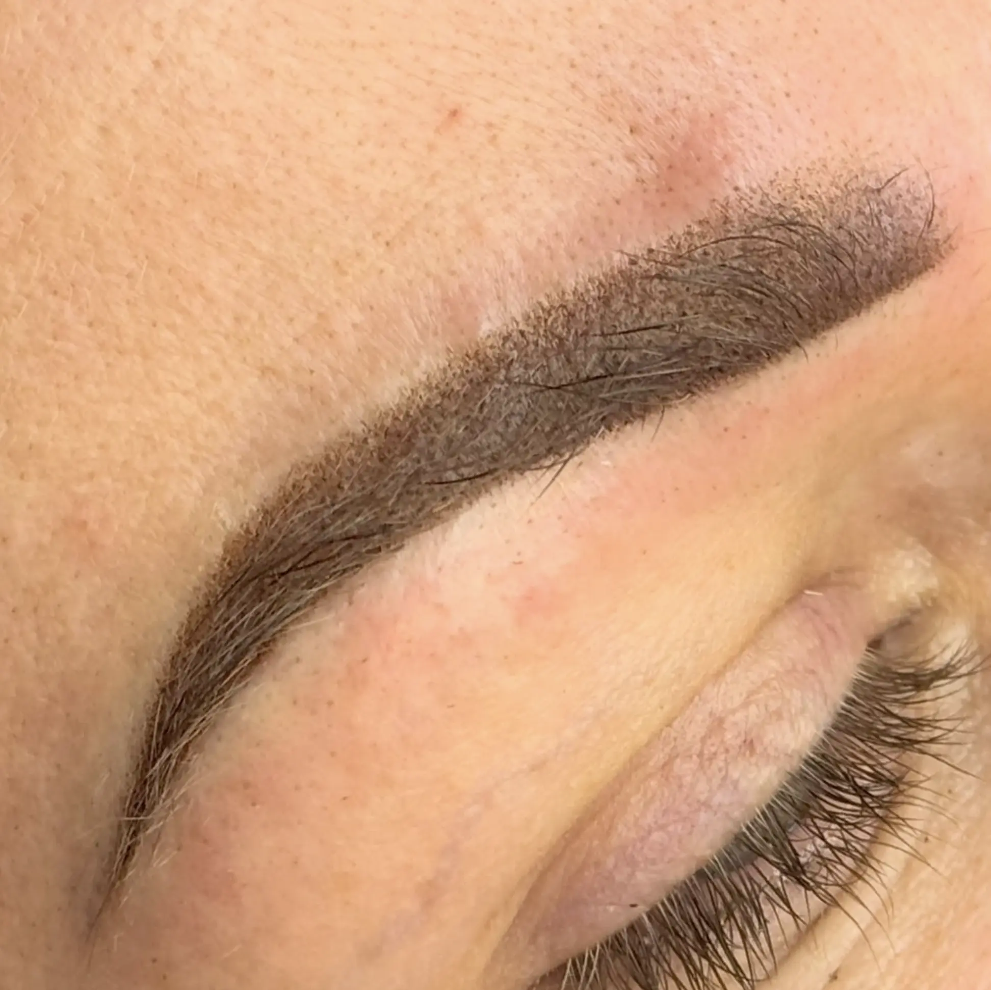 Colour correction for eyebrow tattoo