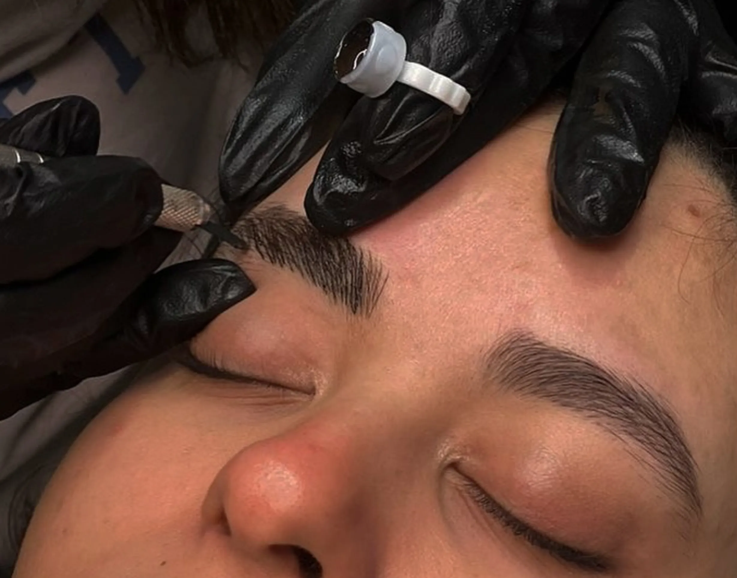 brow henna vs microblading